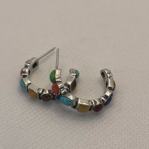 Multicolor stones earring